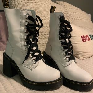 Dr. Martens Chesney Leather Flared Heel Lace Up Boots US Size 7